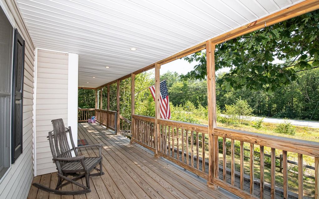Photo of 89 Windymere Drive, Epsom, NH 03234 (MLS # 5057645)
