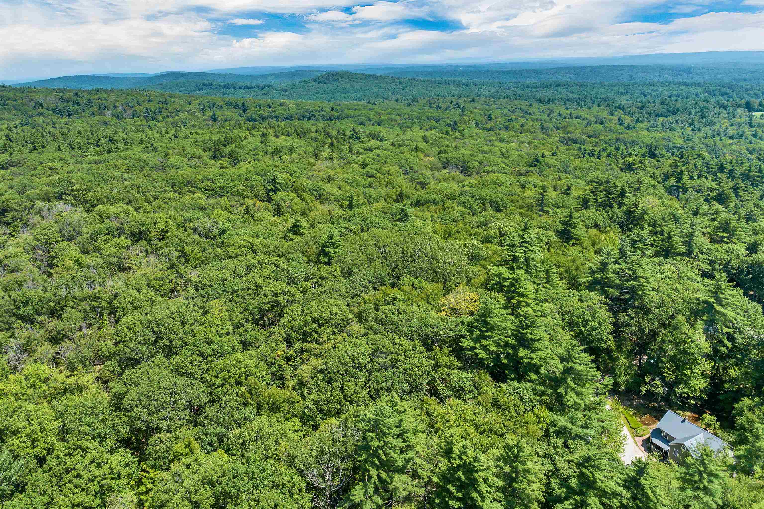 Weare, New Hampshire 03281, United States, ,Land,Active,181302