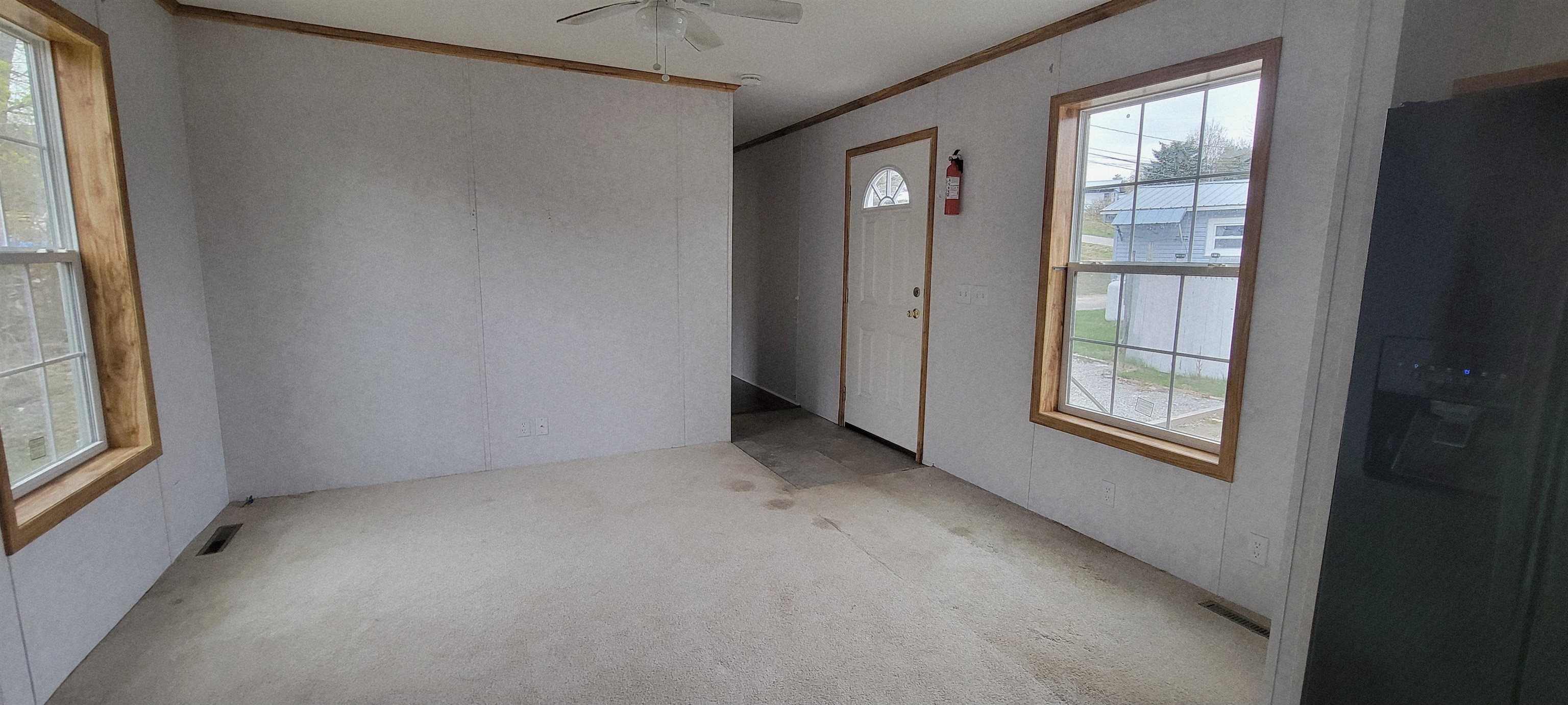 6 Cedar Lane