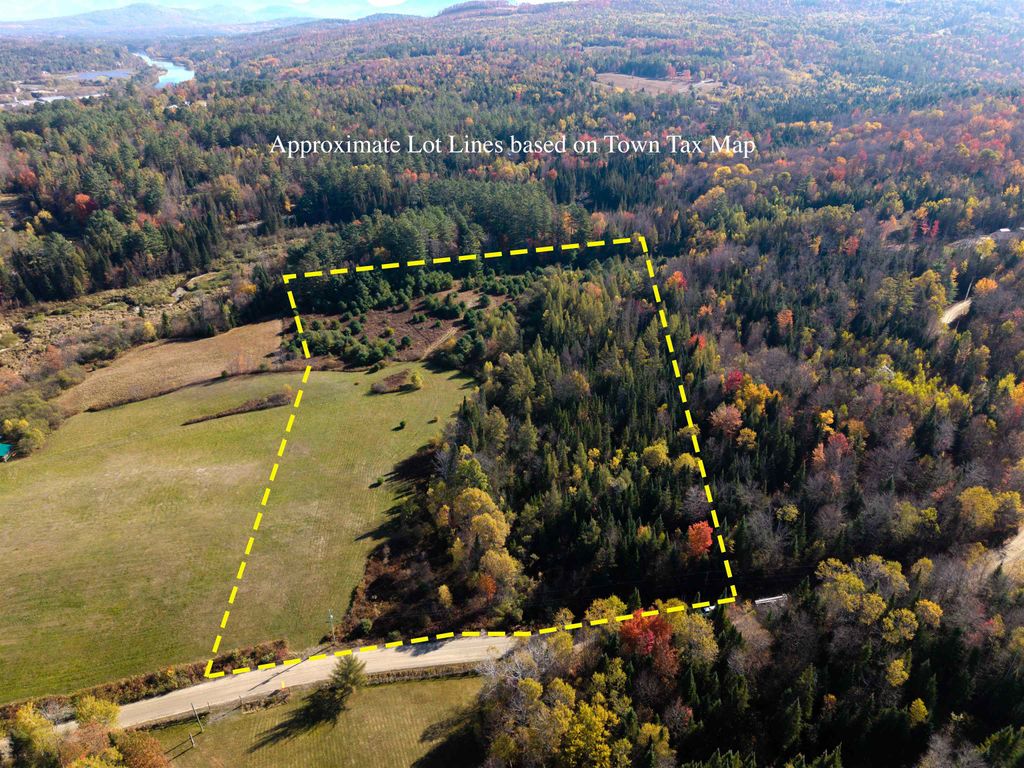 Photo of 10 Landry Road, Dalton, NH 03598 (MLS # 5066415)