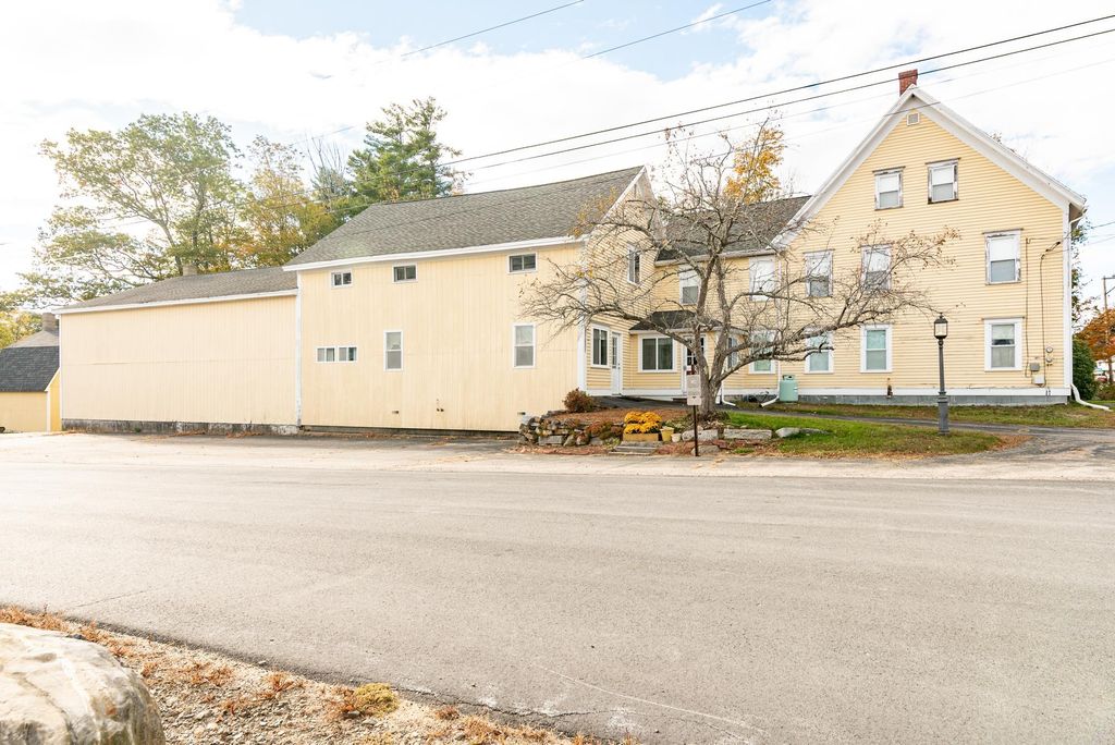 Photo of 295 First NH Turnpike, Northwood, NH 03261 (MLS # 5066859)