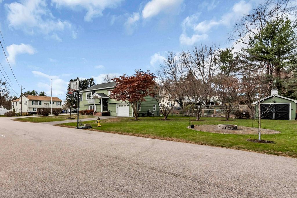 Photo of 14 Tessier Street, Hudson, NH 03051 (MLS # 5070054)