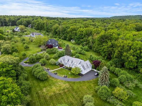 96 Exeter Road Hampton Falls NH 03844