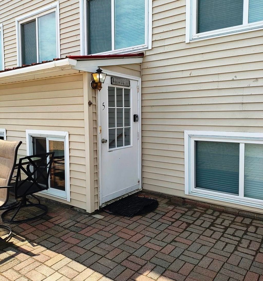 Photo of 208 West Shore Road #5, Bristol, NH 03222 (MLS # 5064706)