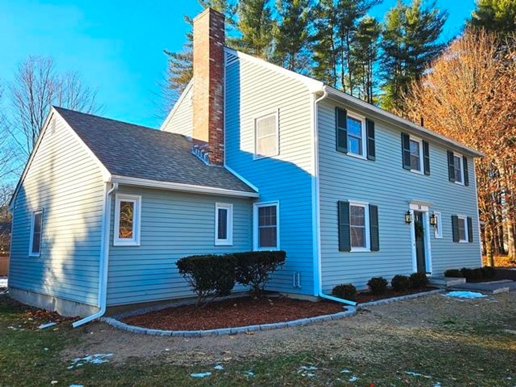 Photo of 38 Greenbriar Road, Keene, NH 03431 (MLS # 5071734)