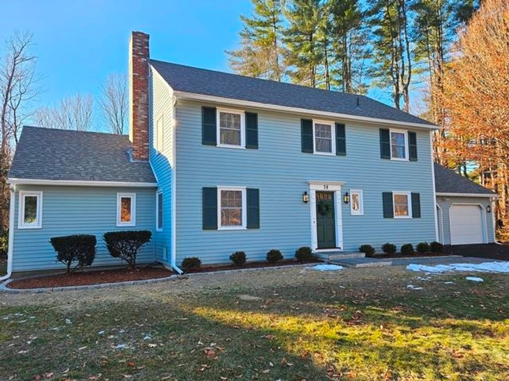 Photo of 38 Greenbriar Road, Keene, NH 03431 (MLS # 5071734)