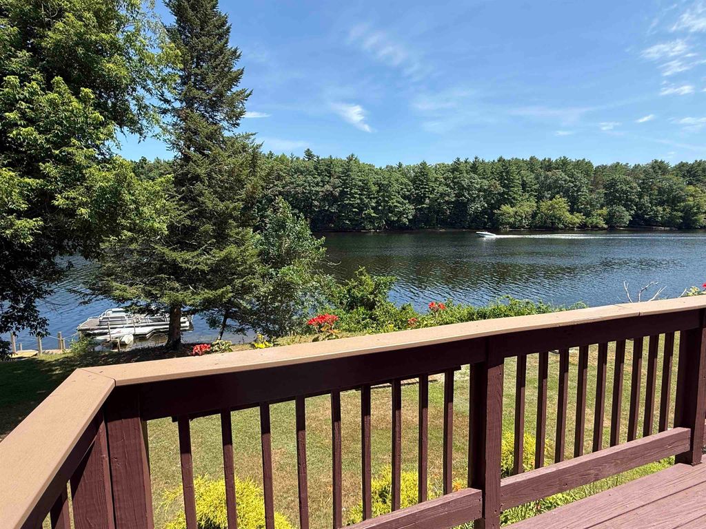 Photo of 13 Ferry Road, Bow, NH 03304 (MLS # 5074097)