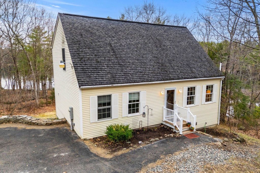 Photo of 516 Berry River Road, Barrington, NH 03825 (MLS # 5083539)