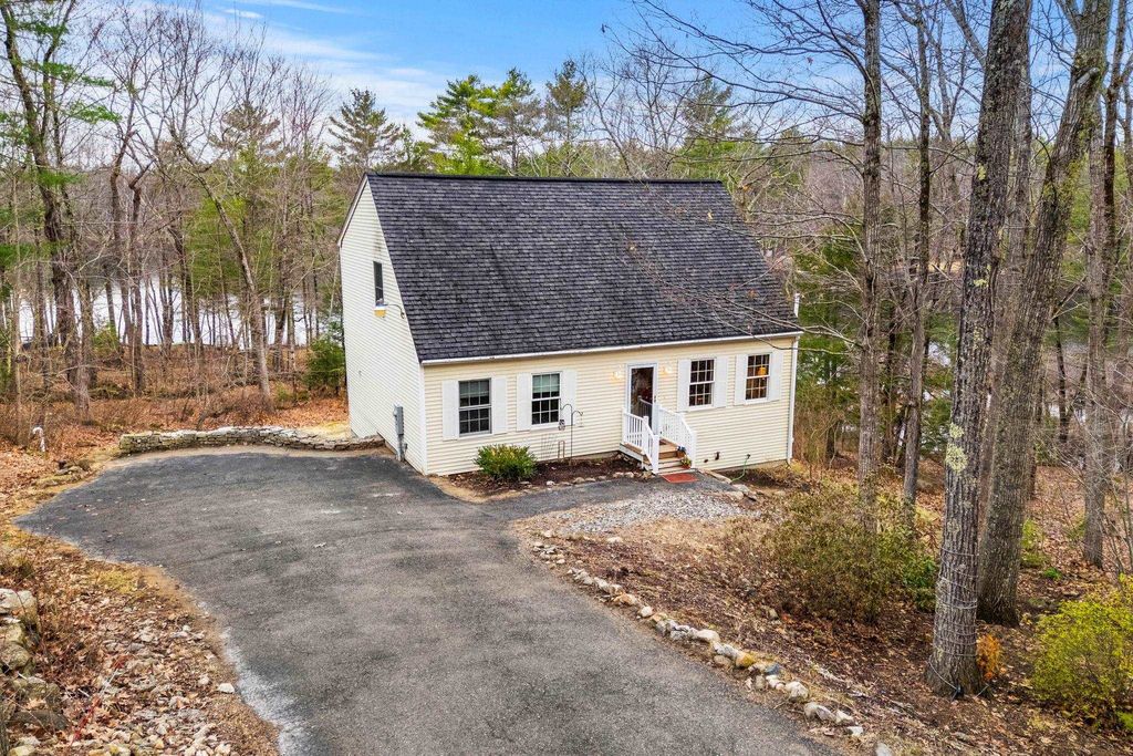 Photo of 516 Berry River Road, Barrington, NH 03825 (MLS # 5083539)