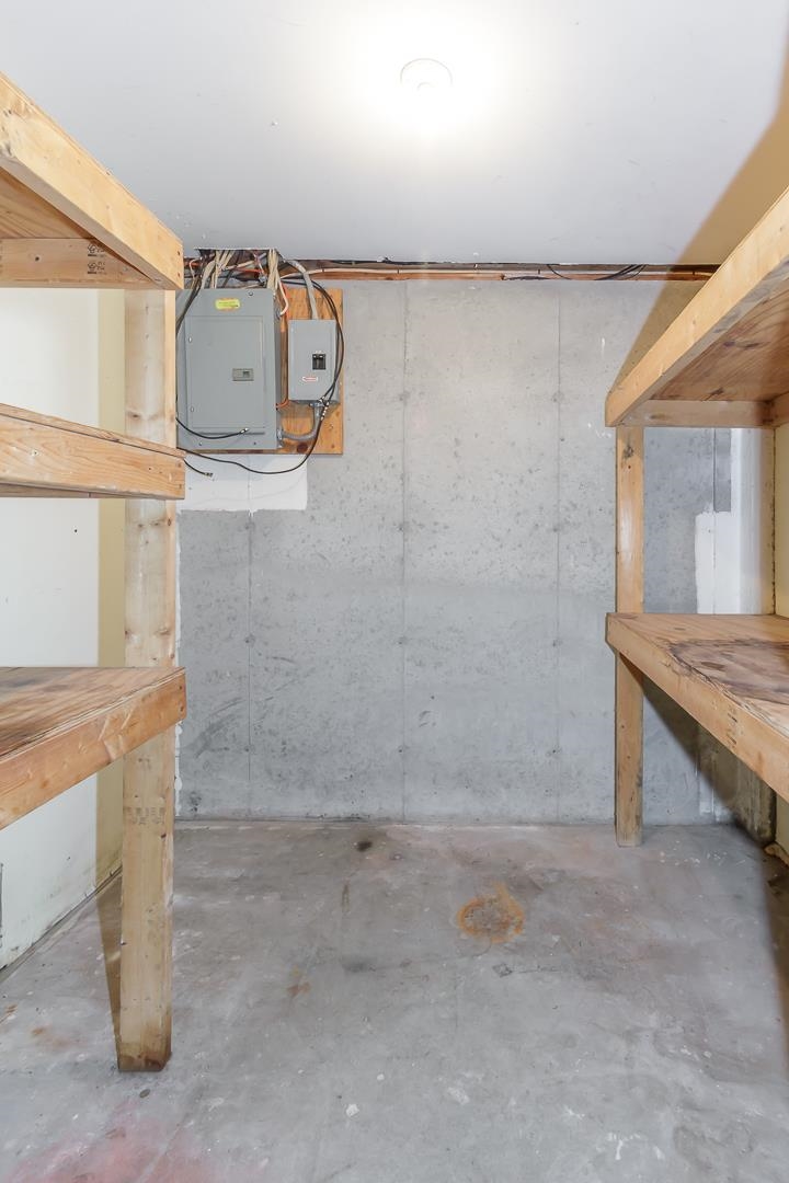 Sandown, New Hampshire 03873, United States, 2 Bedrooms Bedrooms, ,2 BathroomsBathrooms,Residential,Active,172257