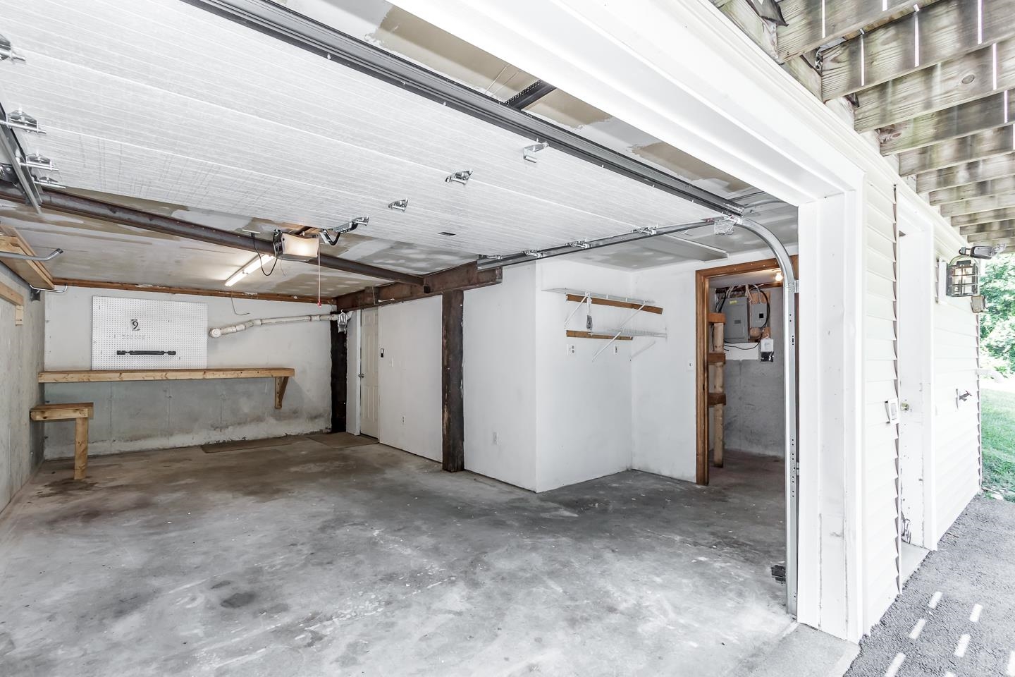 Sandown, New Hampshire 03873, United States, 2 Bedrooms Bedrooms, ,2 BathroomsBathrooms,Residential,Active,172257