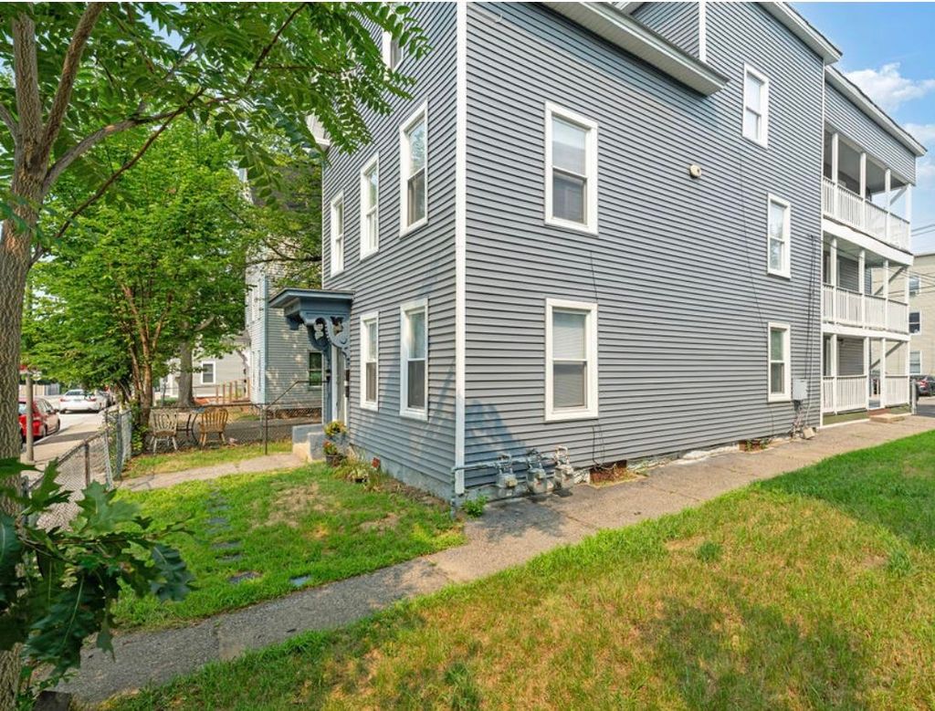Photo of 320 Cedar Street, Manchester, NH 03013 (MLS # 5063225)