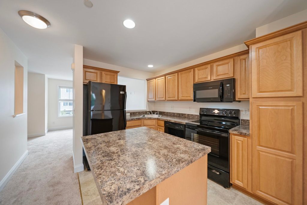 Photo of 171 silver Street #6, Manchester, NH 03103 (MLS # 5063259)