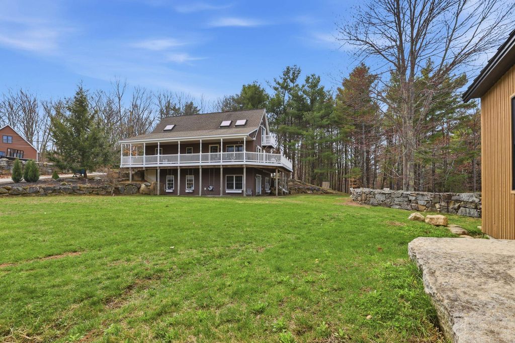 Photo of 4 Overlook Road, Northwood, NH 03261 (MLS # 5084184)