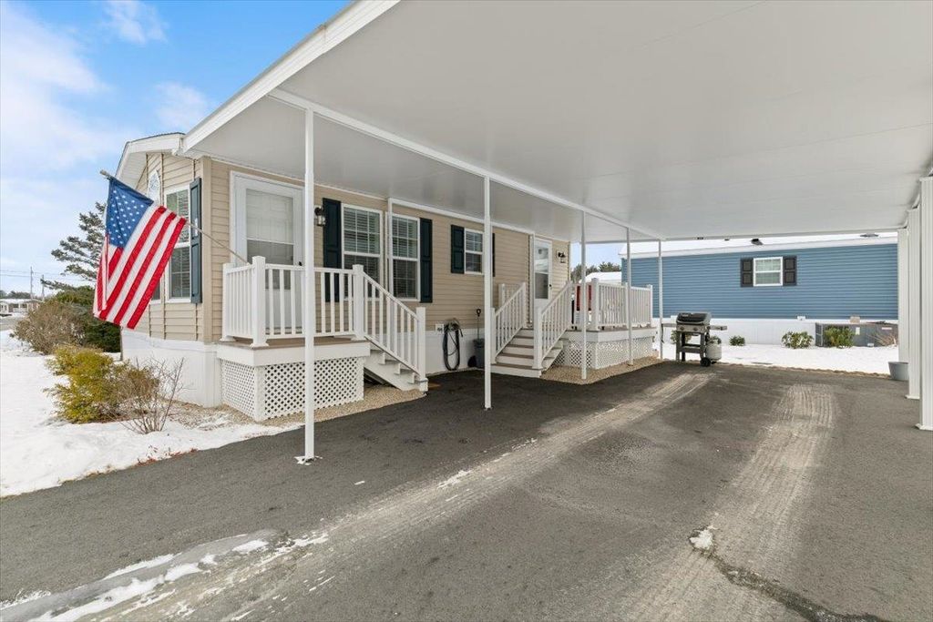 Photo of 53 Hagop Road, Salem, NH 03079 (MLS # 5073621)