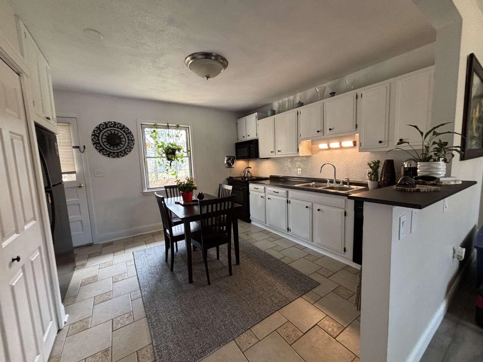 78 Sandhill Road 14