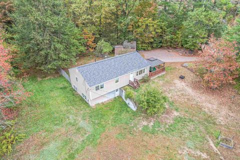 Photo of 26 Roy Street, Raymond, NH 03077 (MLS # 5066125)