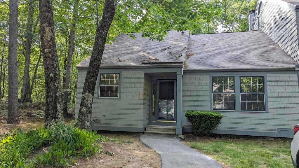 Photo of 1465 Hooksett Road #106, Hooksett, NH 03106 (MLS # 5064210)