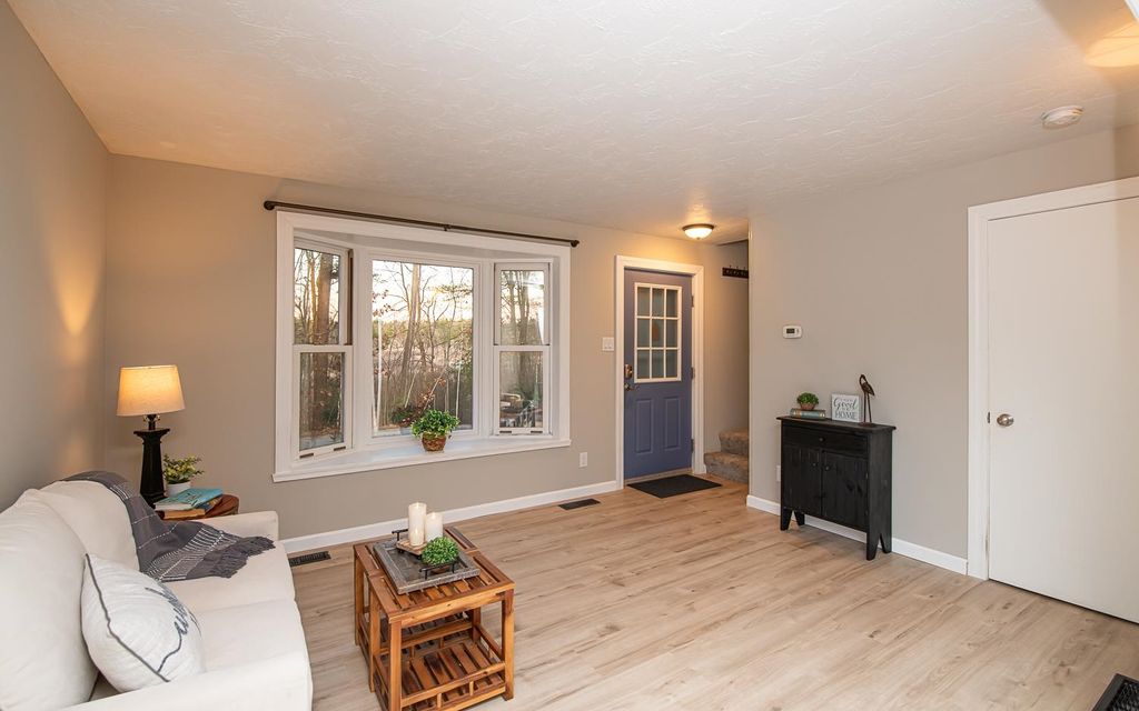 Photo of 92 Bean Road #2, Fremont, NH 03044 (MLS # 5070339)