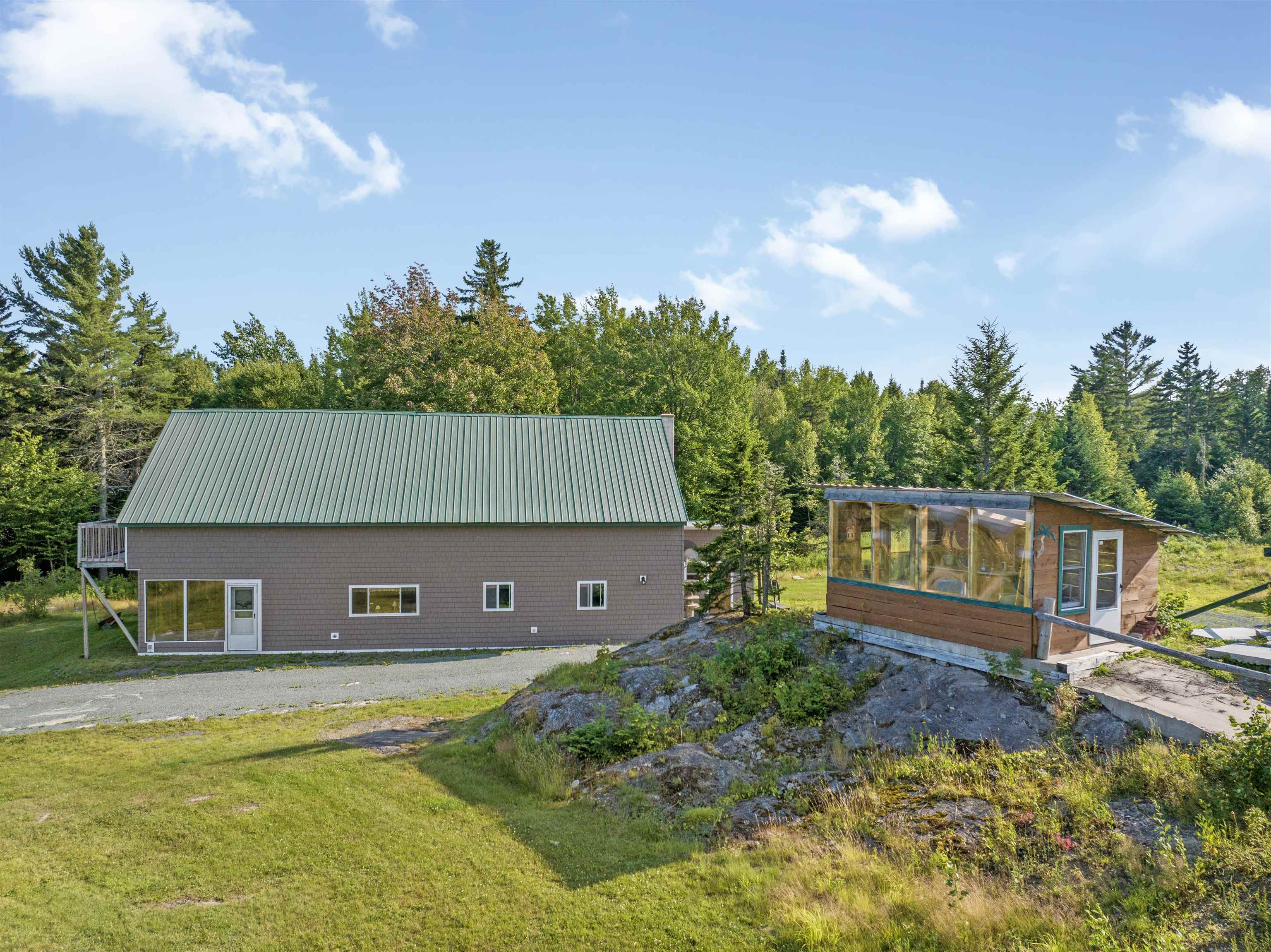 107 Lakeview Drive