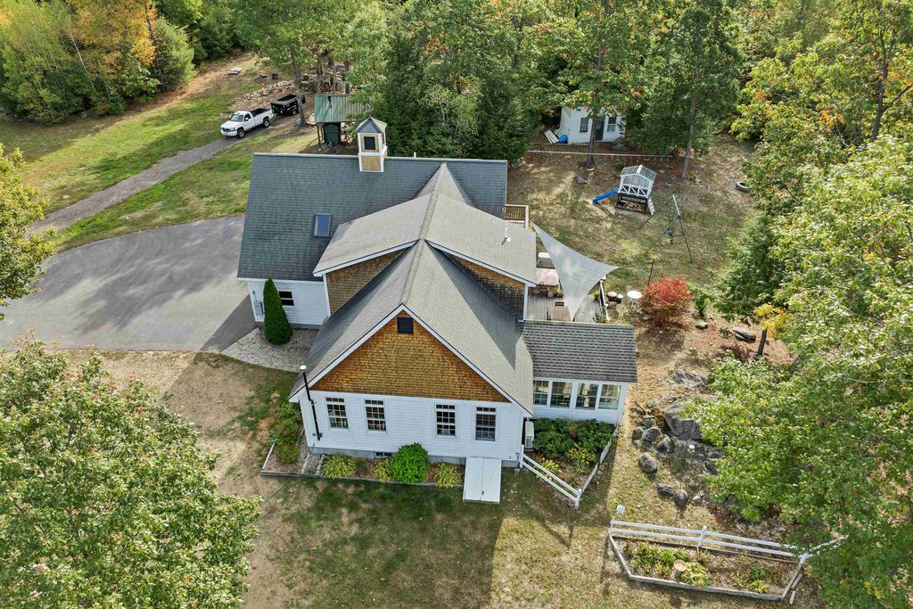 Photo of 51 Federal Corner Road, Tuftonboro, NH 03816 (MLS # 5067189)