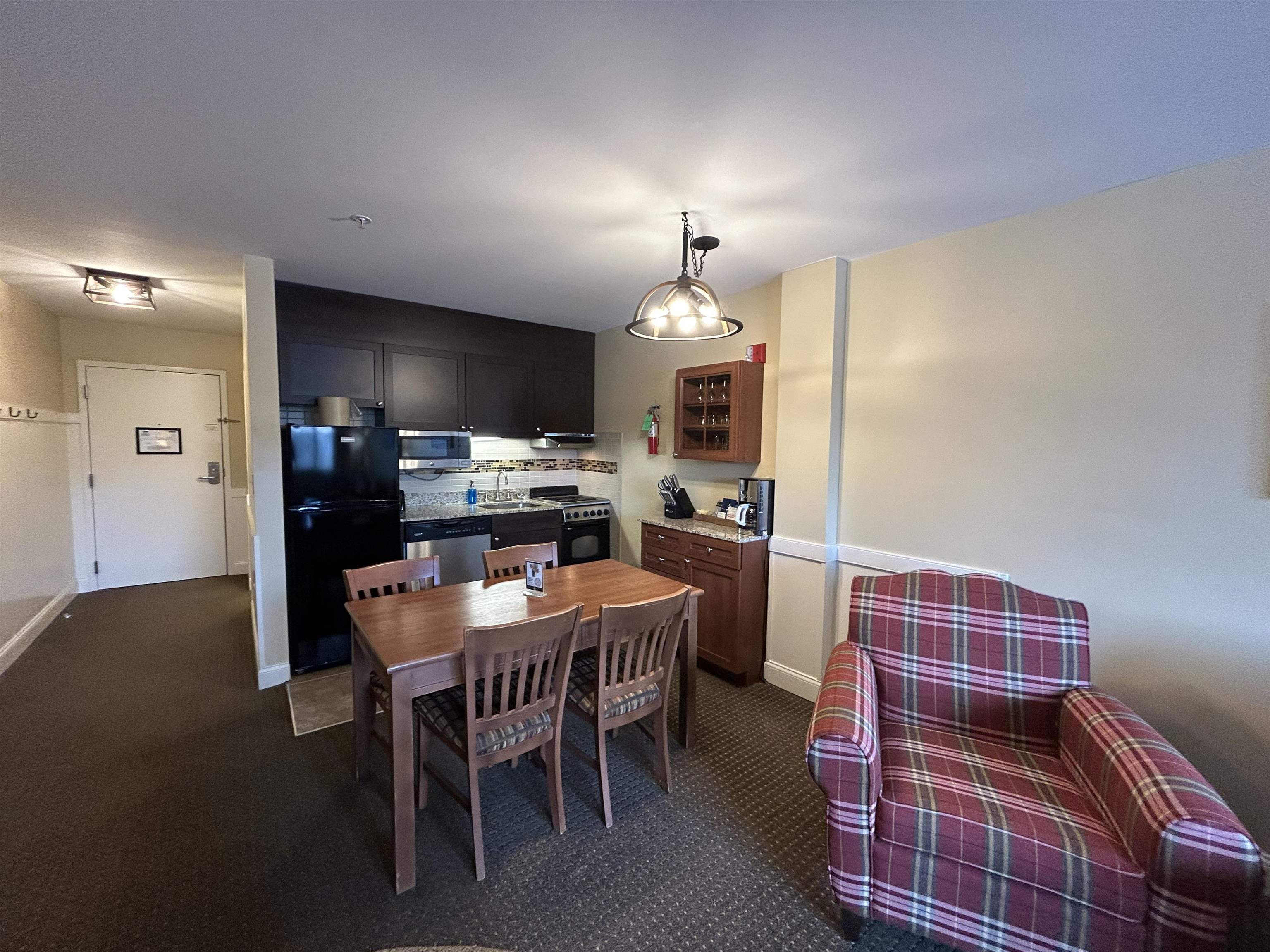 89 236 Qtr. 2 Grand Summit Way