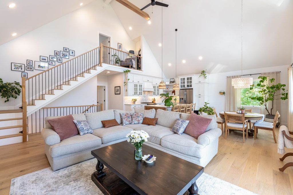 Photo of 47 Clover Ridge Road, Meredith, NH 03253 (MLS # 5076728)