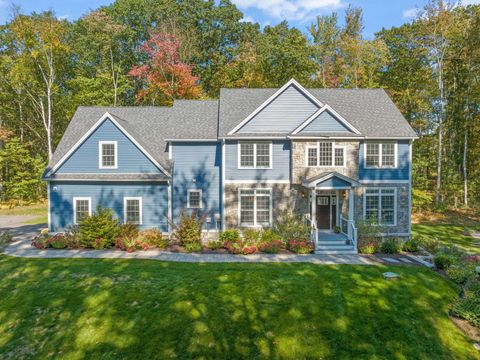 Photo of 28 Singh Drive, Dover, NH 03820 (MLS # 5078849)