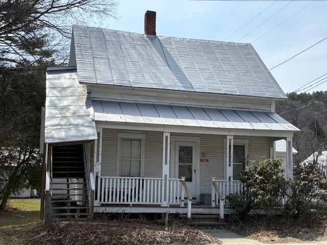 Photo 1 of 29 — 39 Safford Road, Royalton, VT 05068