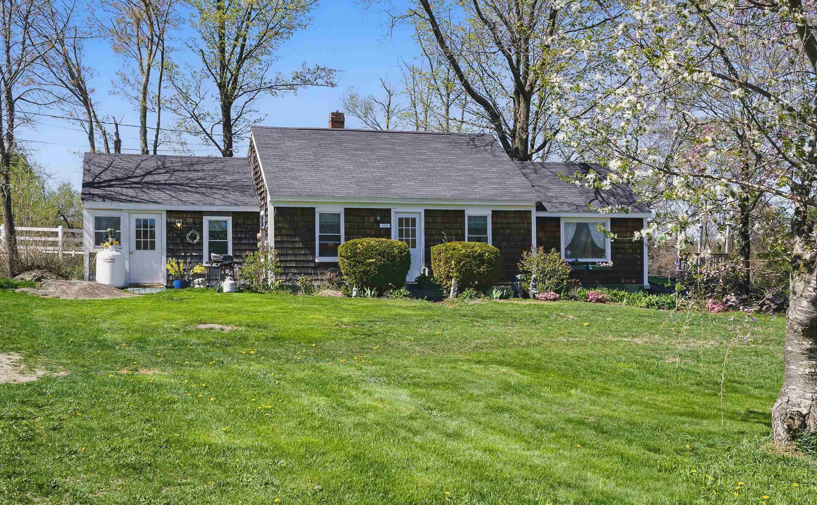 Temple, New Hampshire 03084, United States, 5 Bedrooms Bedrooms, ,4 BathroomsBathrooms,Residential,Active,167963