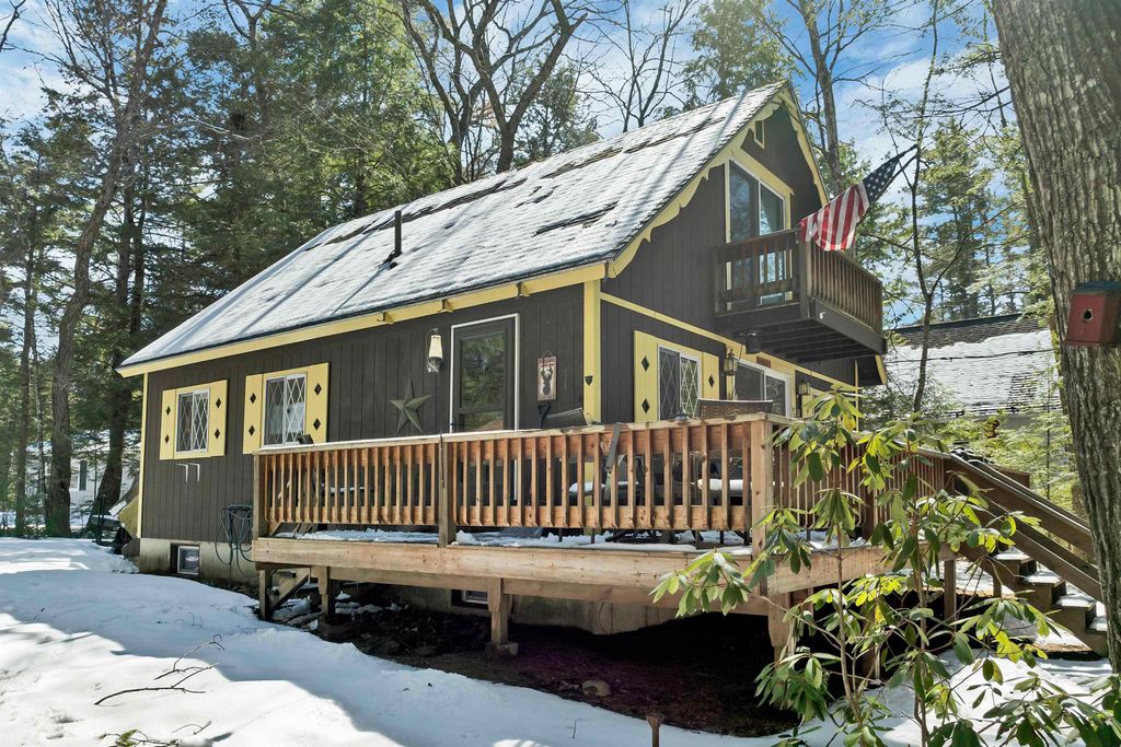 Photo of 26 Lilac Lane, Moultonborough, NH 03254 (MLS # 5080202)