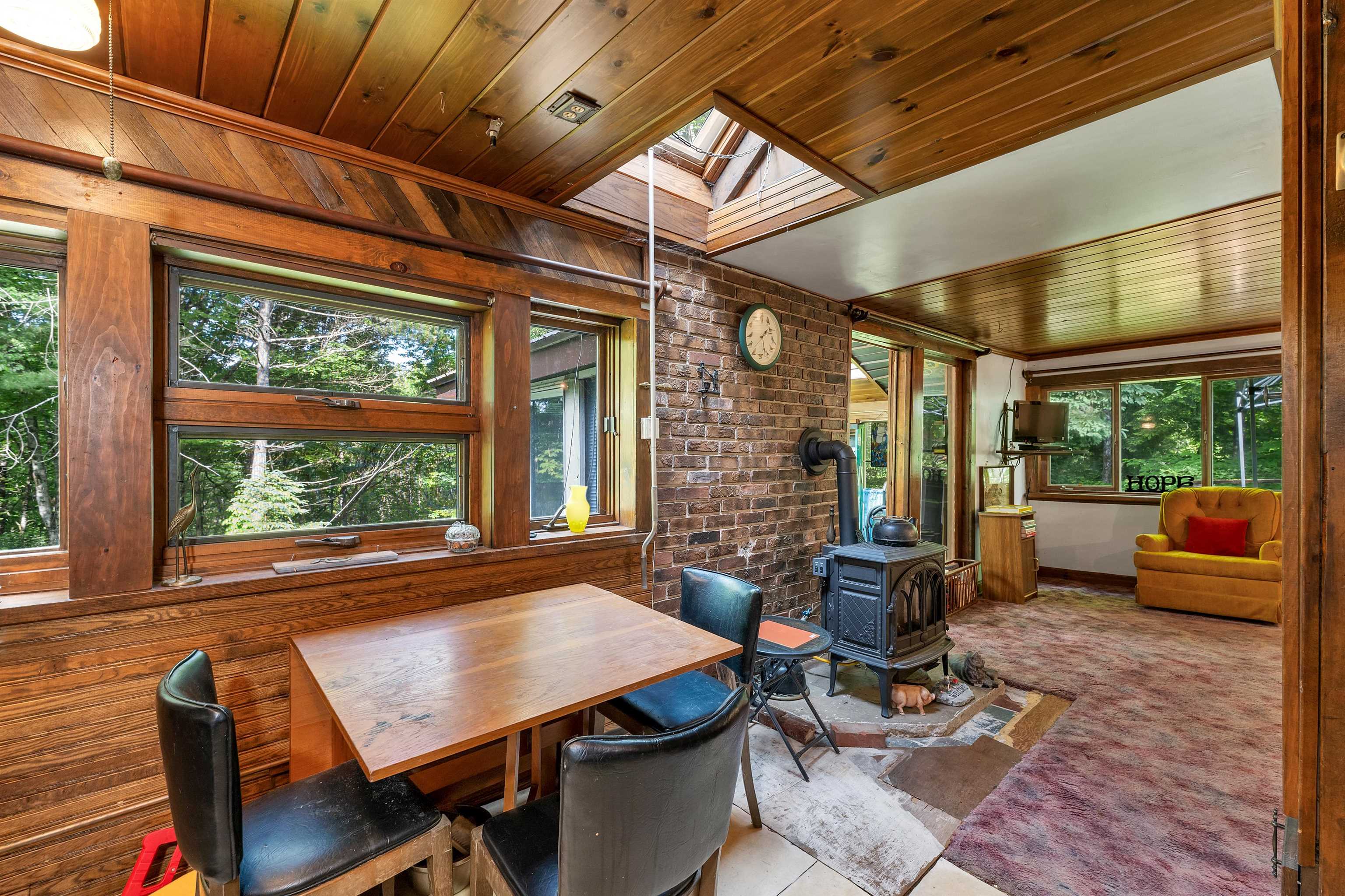 75 Ledge Road