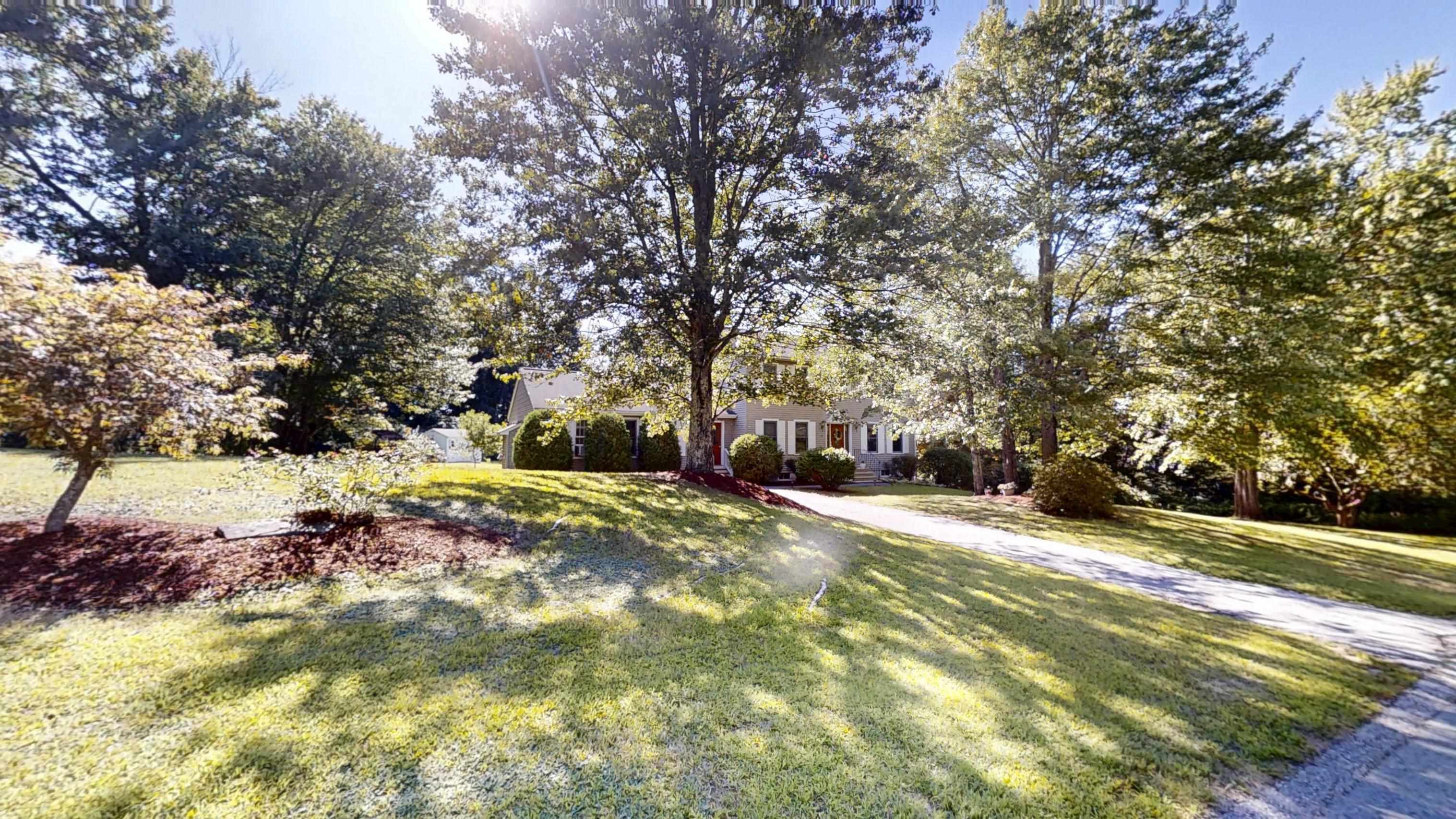 16 Loretta Avenue