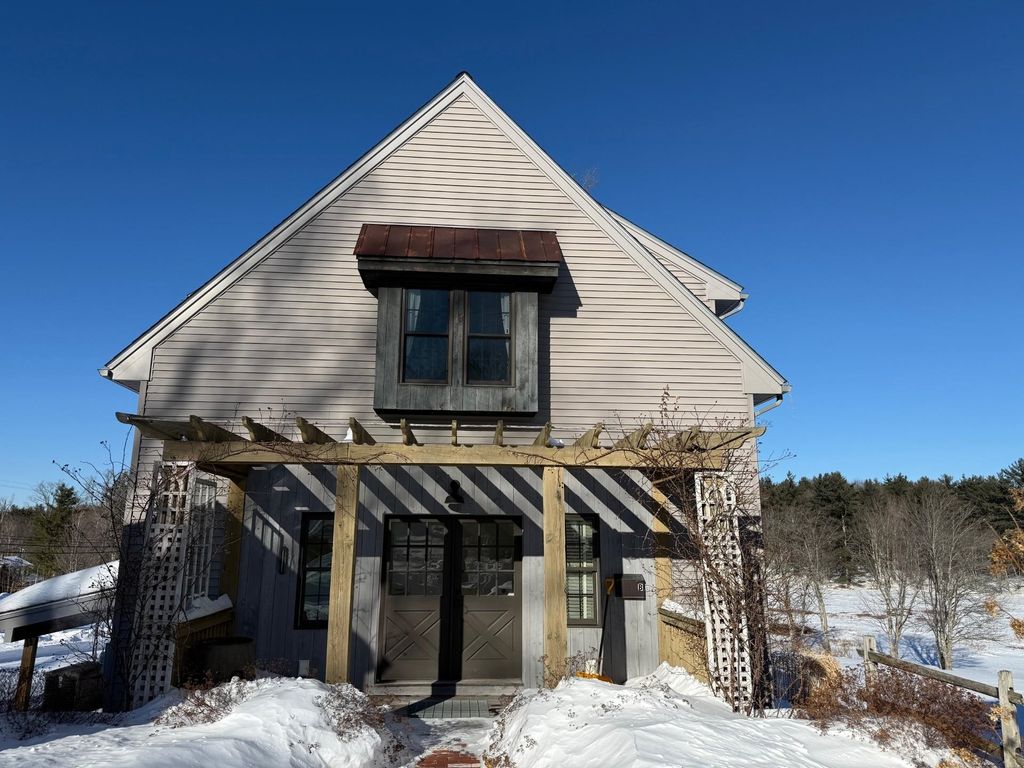 Photo of 100 Stark S Highway, Dunbarton, NH 03046 (MLS # 5075457)