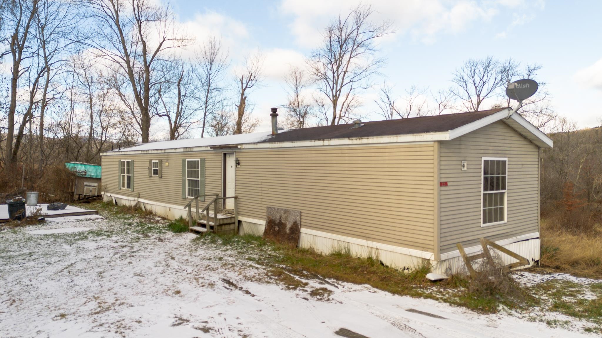 Photo 1 of 30 — 25 Wilder Lane, Royalton, VT 05032