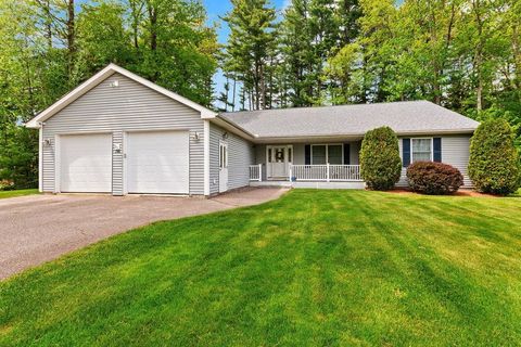 Photo of 136 Sarah Circle, Laconia, NH 03246 (MLS # 5090168)