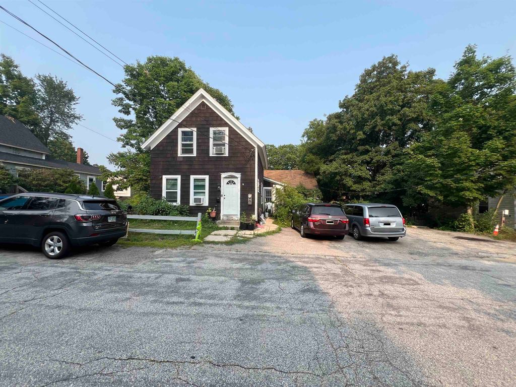 Photo of 7 Glen Street, Farmington, NH 03835 (MLS # 5081541)