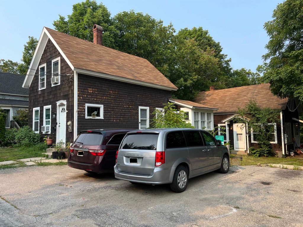 Photo of 7 Glen Street, Farmington, NH 03835 (MLS # 5081541)