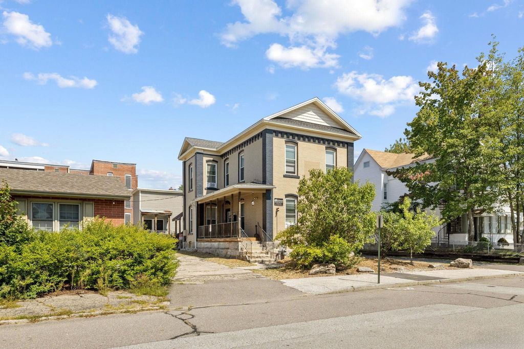Photo of 52 Myrtle Street, Manchester, NH 03104 (MLS # 5037968)