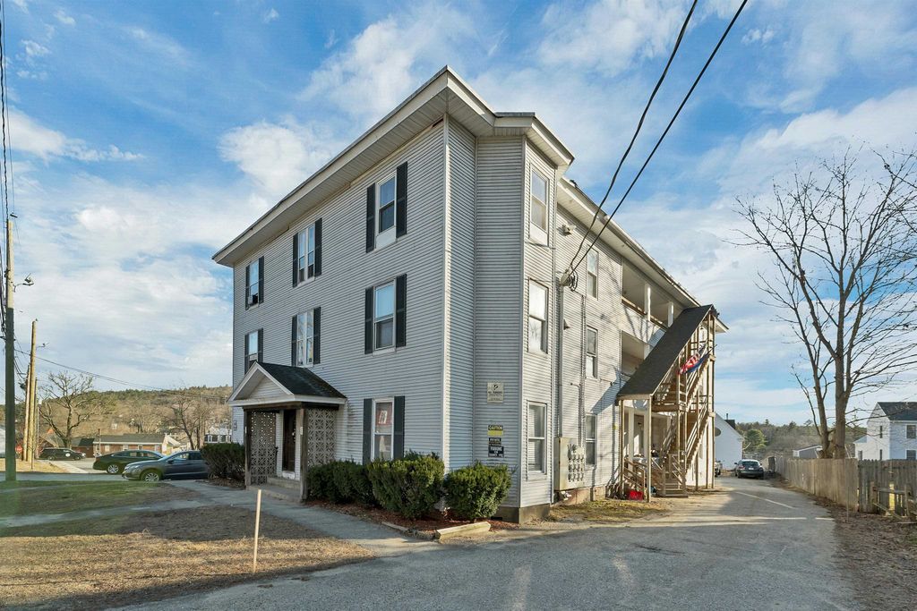 Photo of 25 School Street, Bristol, NH 03222 (MLS # 5083341)