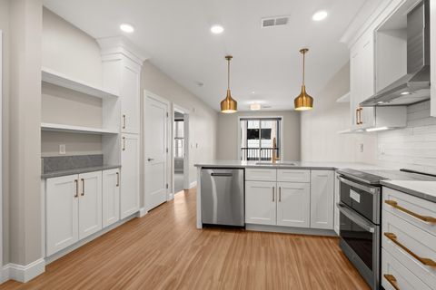 99 Foundry Place 206 Portsmouth NH 03801