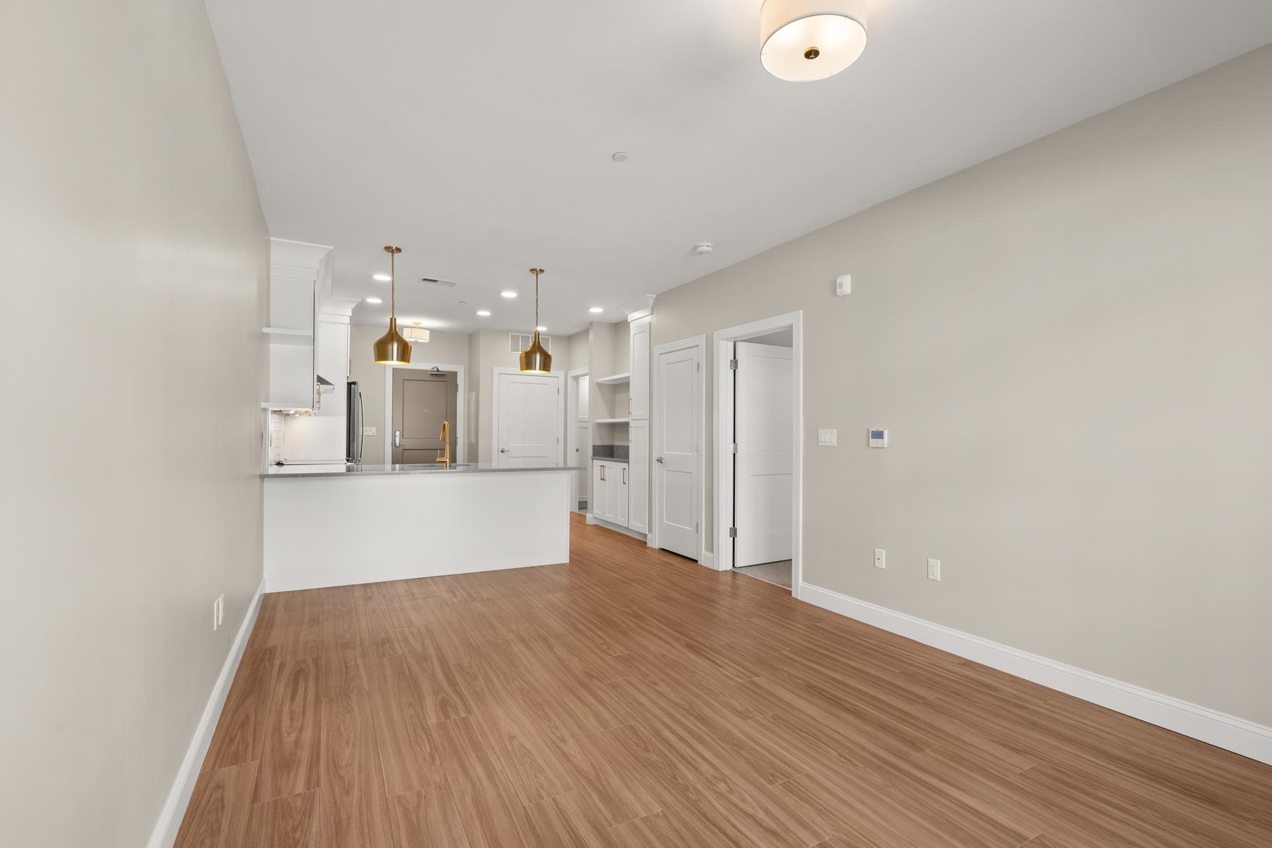 99 Foundry Place 206