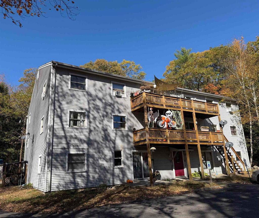 Photo of 1088 Dover Road #302, Epsom, NH 03234 (MLS # 5066295)