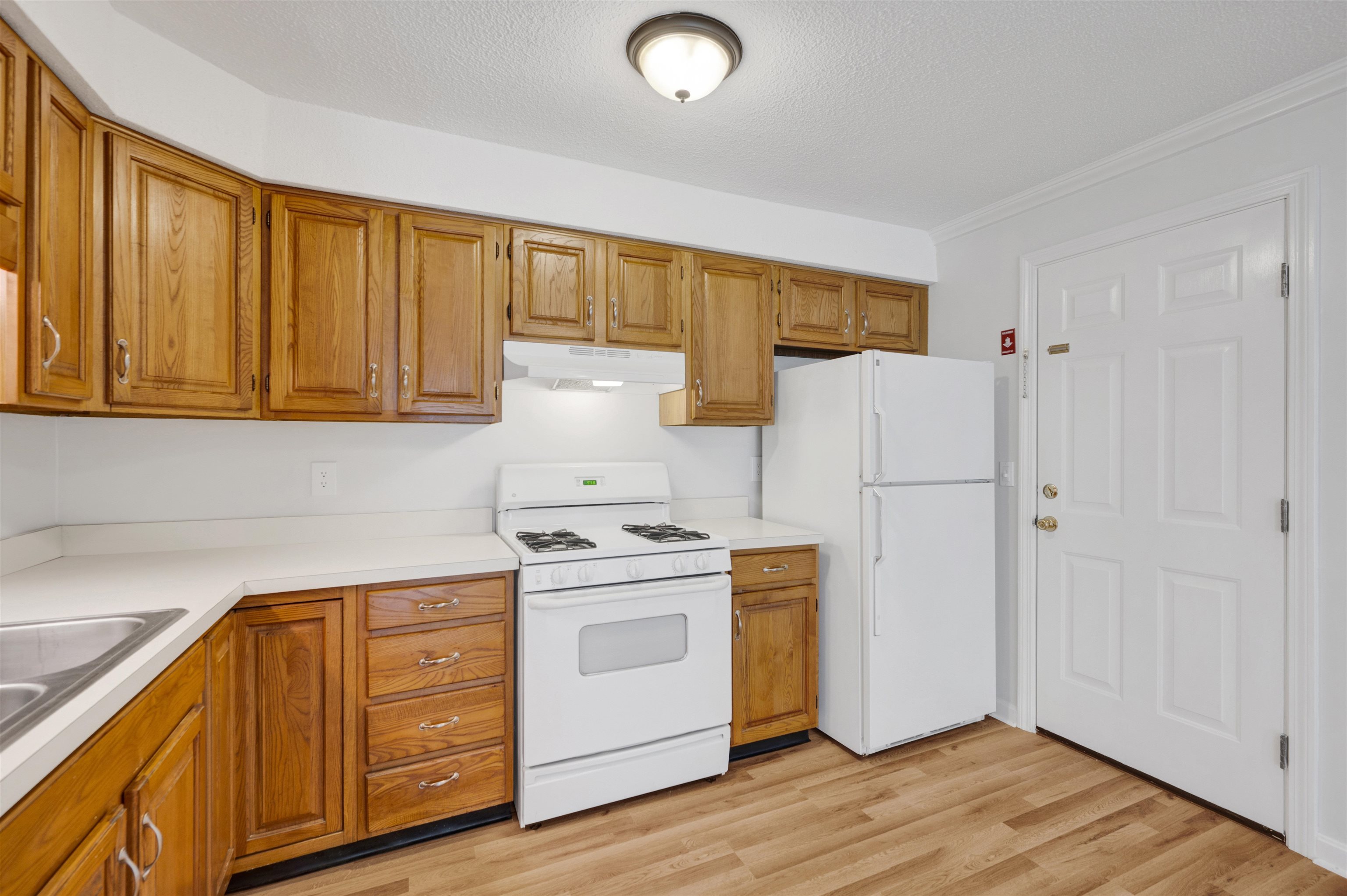 50 Brookside Drive N5