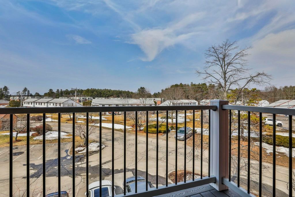 Photo of 1133 Blackstone Drive #33, Nashua, NH 03063 (MLS # 5079099)