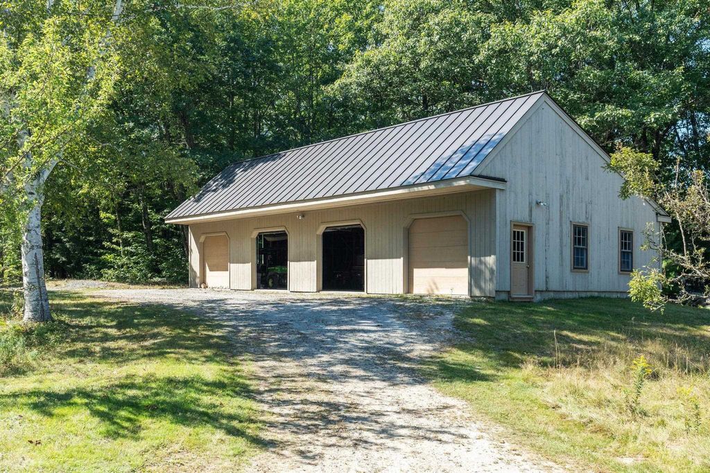 Photo of 338 East Washington Road, Bradford, NH 03221 (MLS # 5050058)