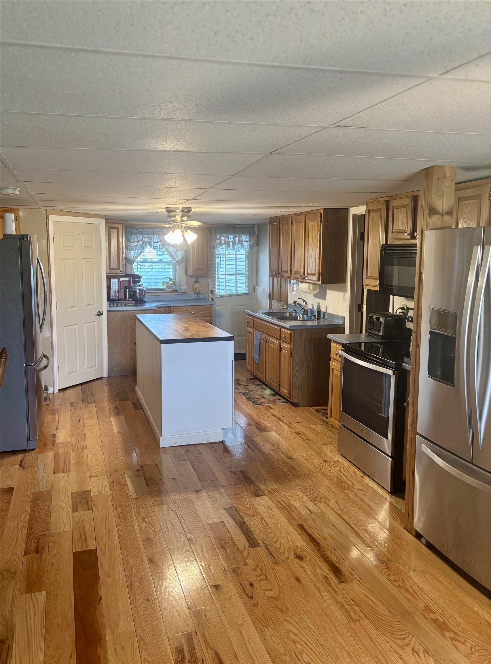 309 Charles Bancroft Highway