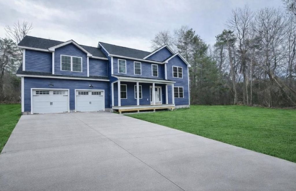 Photo of 19 Mammoth Road, Hooksett, NH 03106 (MLS # 5079203)