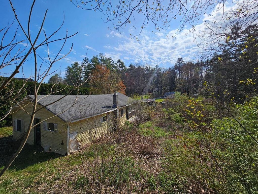 Photo of 35 West Shore Road, Swanzey, NH 03446 (MLS # 5073343)