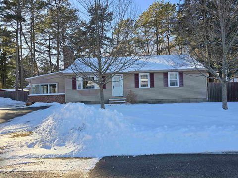 Photo of 3 Cricket Lane, Concord, NH 03301 (MLS # 5076198)